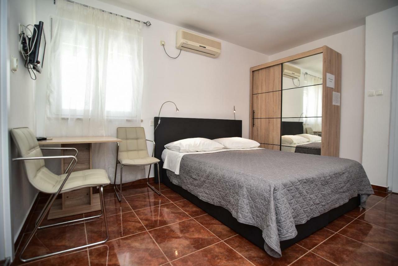 Villa Benelux Zadar Exterior photo